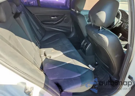 2016 BMW 320 I z USA, uszkodzony, nr VIN WBA8E1G5XGNT34106